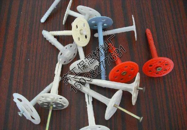 保溫釘?shù)拈L(zhǎng)度怎么選？