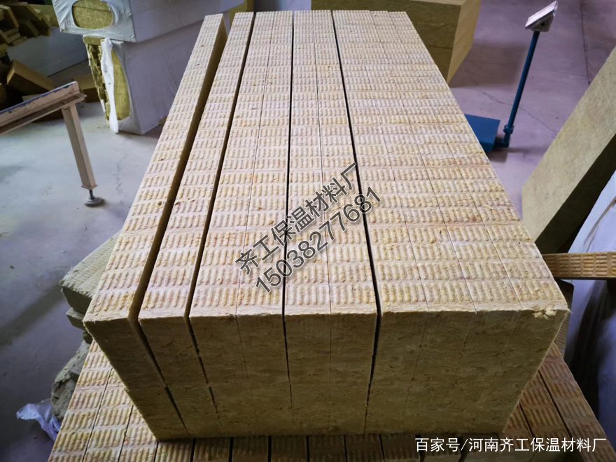 防火隔離帶幾層設置一道？